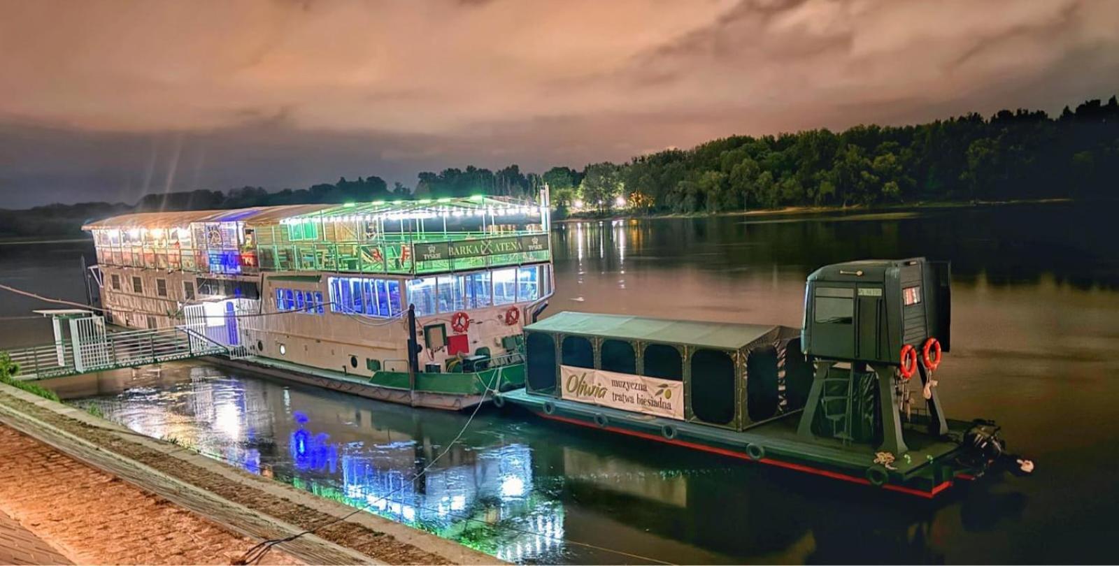 Barka Atena Torun Luaran gambar